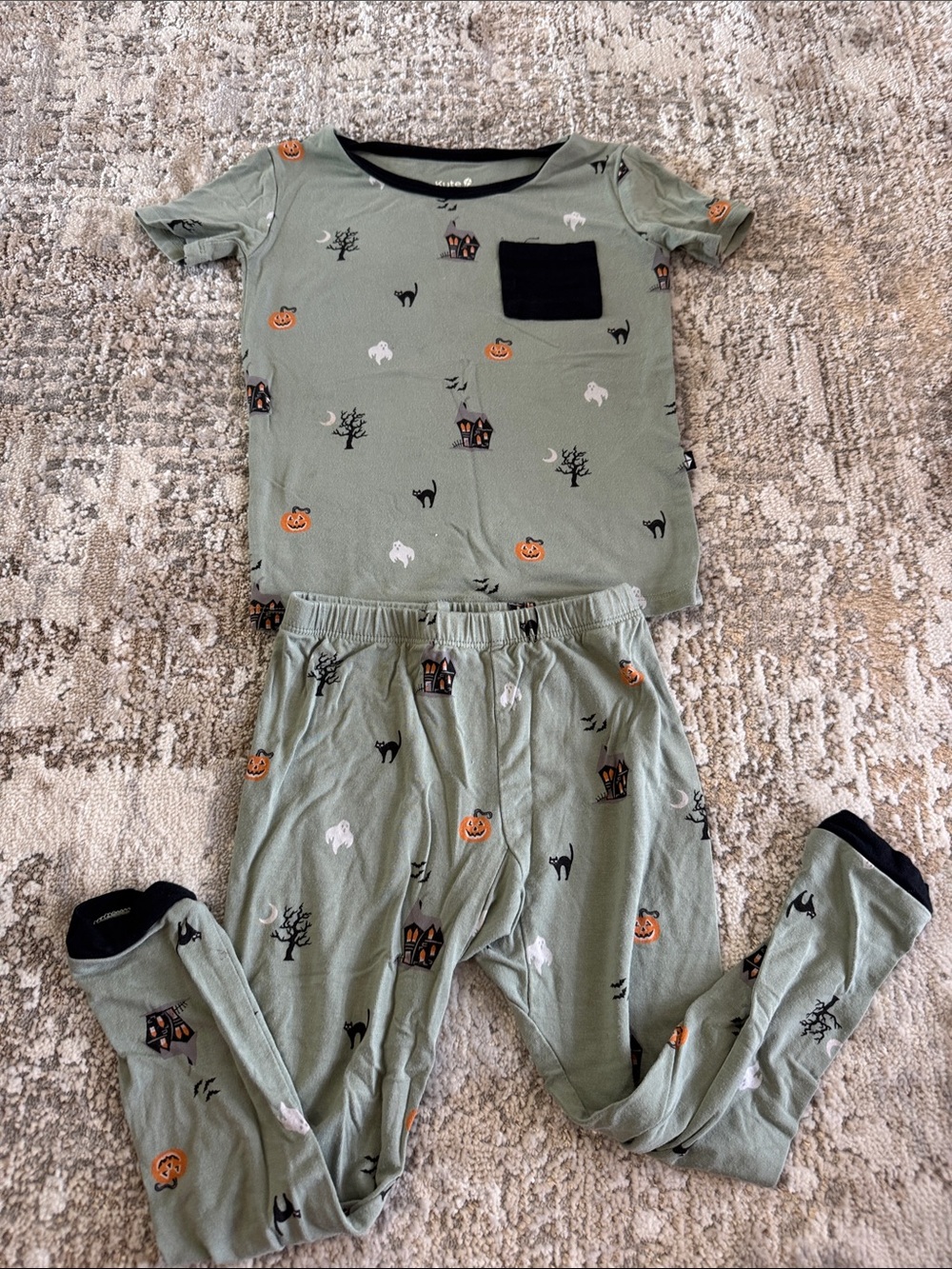 Kyte Baby Thyme Green Halloween Pajama Set - 3T